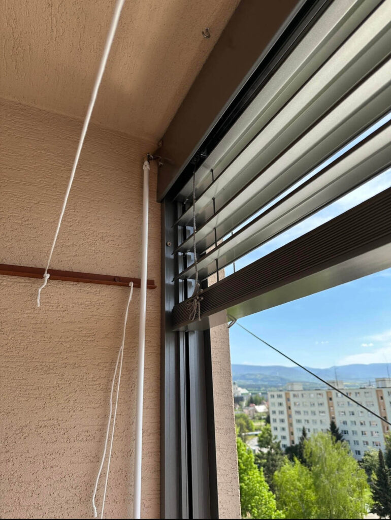 Vonkajšia žalúzie na balkóne